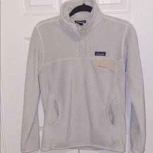 Patagonia cream fleece